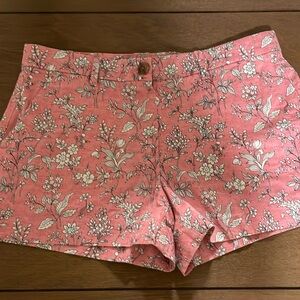 Gap- Floral Short- Size 4